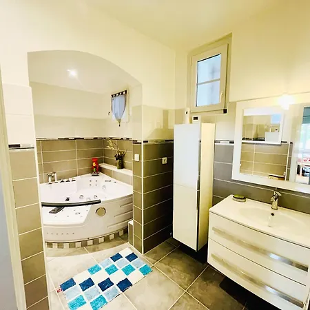 Bienvenue A Courbieu Вилла *